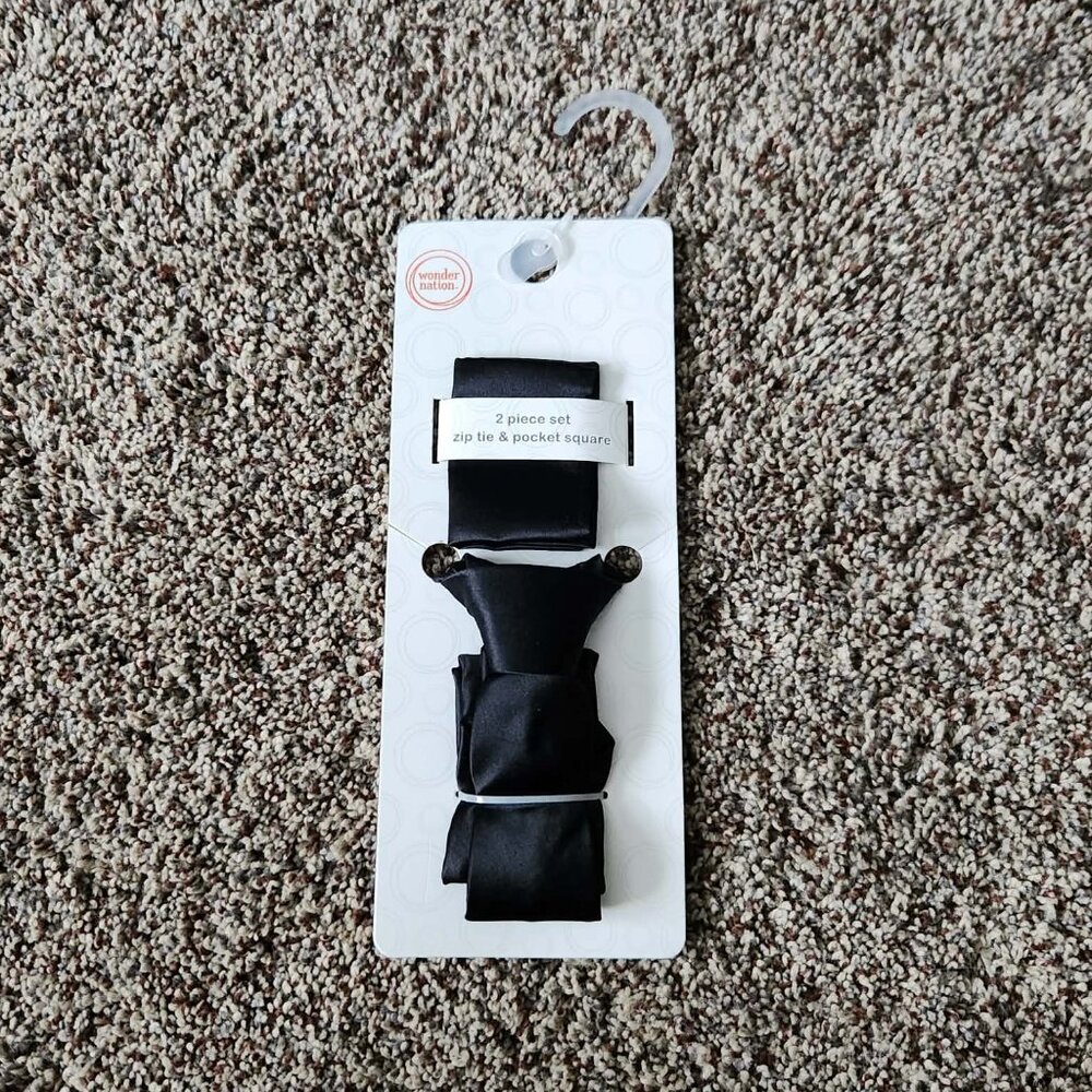 Wonder Nation Boys Tie & Pocket Square 2-Piece Set - One Size - NWT